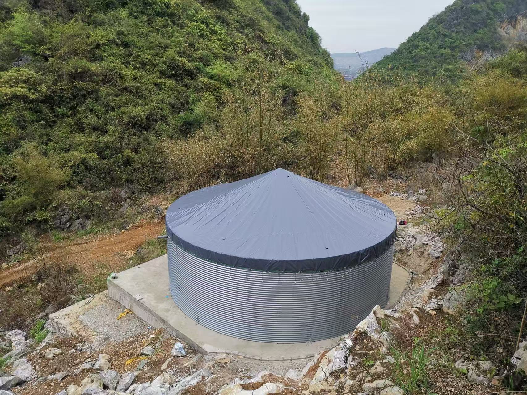 三天,在悬崖边建起一座“水银行” | 水坦克破解陡峭山地灌溉难题